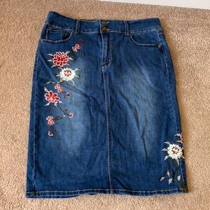 NWOT Embroidered Denim Skirt